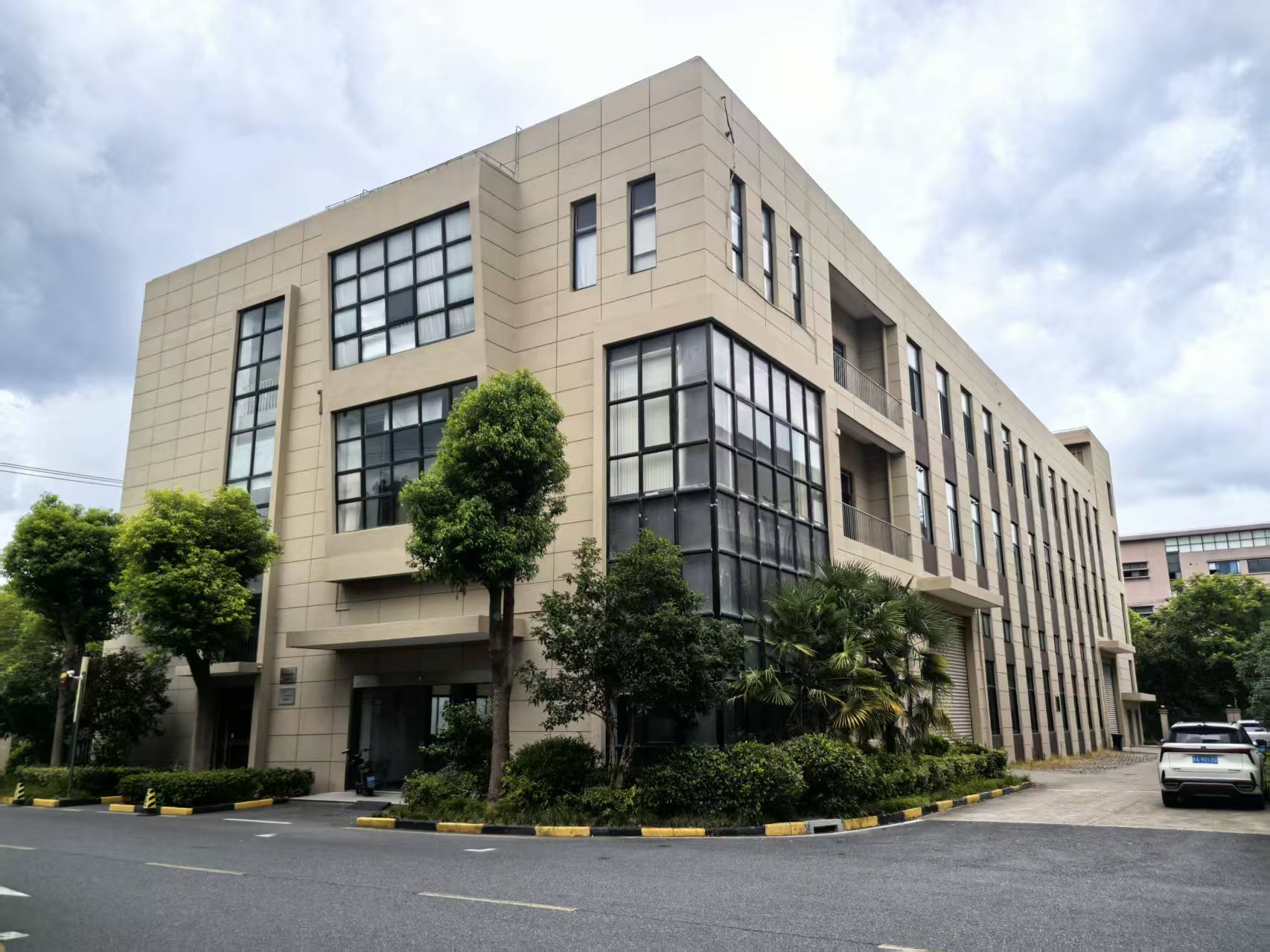 关于我们公司
   
